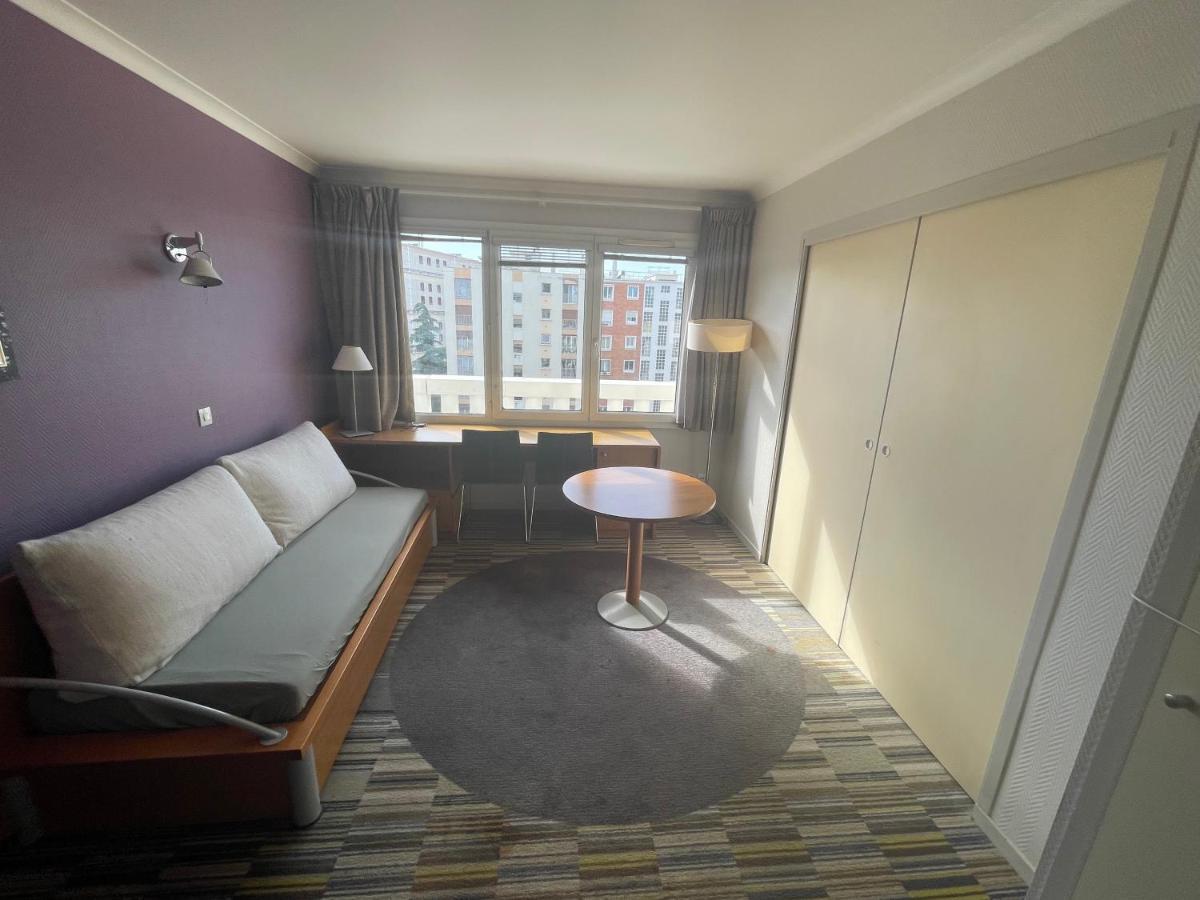 Dream Dwell Paris - Paris Expo Porte Versailles Beautiful Apartment With Balcony إسّي لي مولينو المظهر الخارجي الصورة